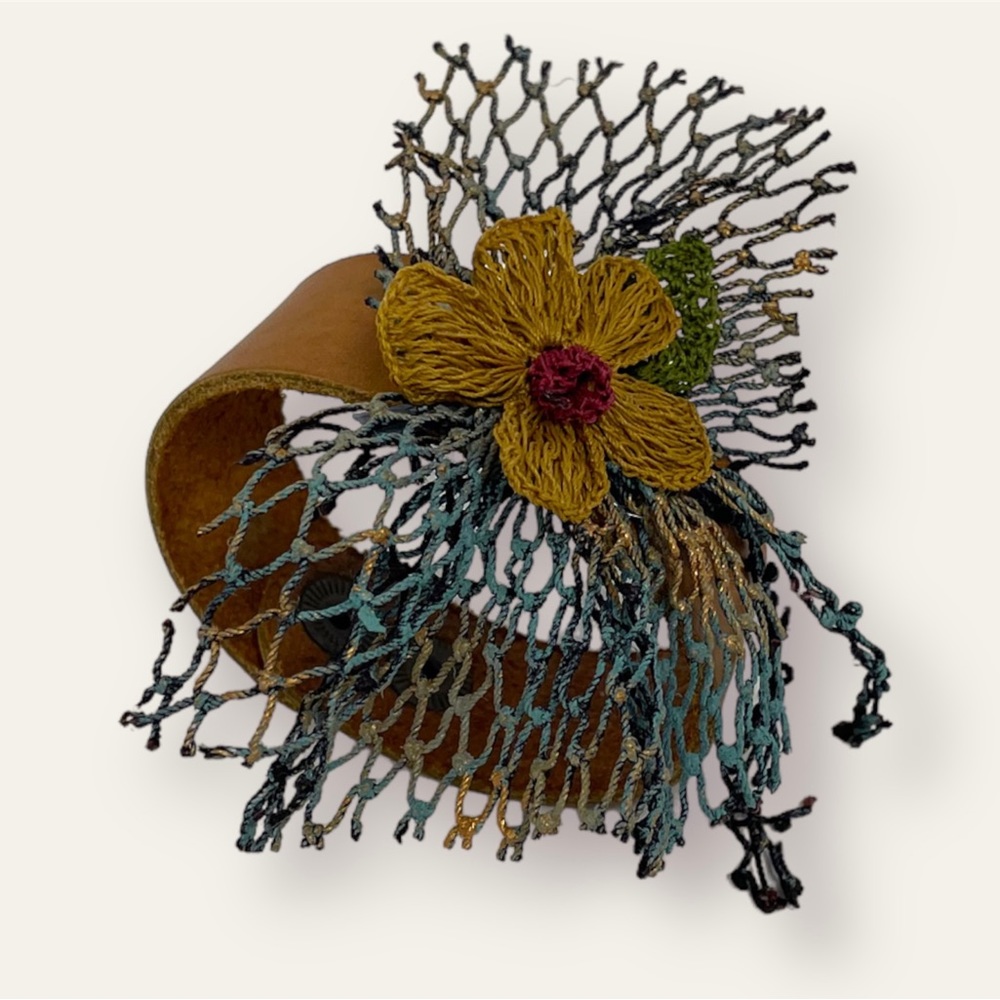 🛍️SALE🛍️ Handcrafted Bohemian Knitted Flower & Leather Cuff Bracelet